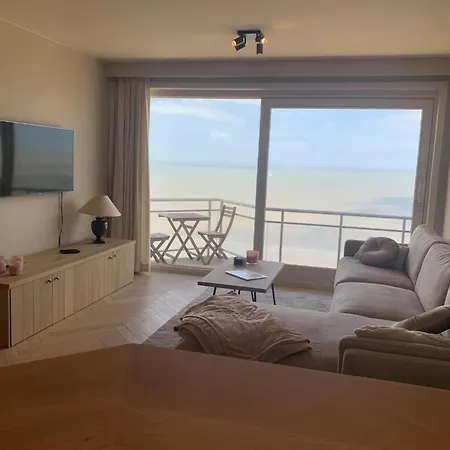 In Near The Port, Cleaning Included *