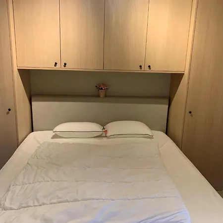 아파트 In Near The Port, Cleaning Included